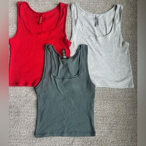 Skims Cotton Rib Tank Set + an extra Tank